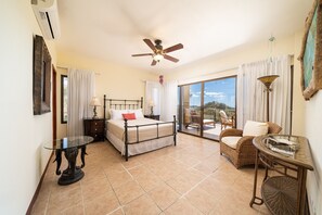 2 عدّة غرف نوم وخزنة داخل الغرفة وواي فاي مجانًا