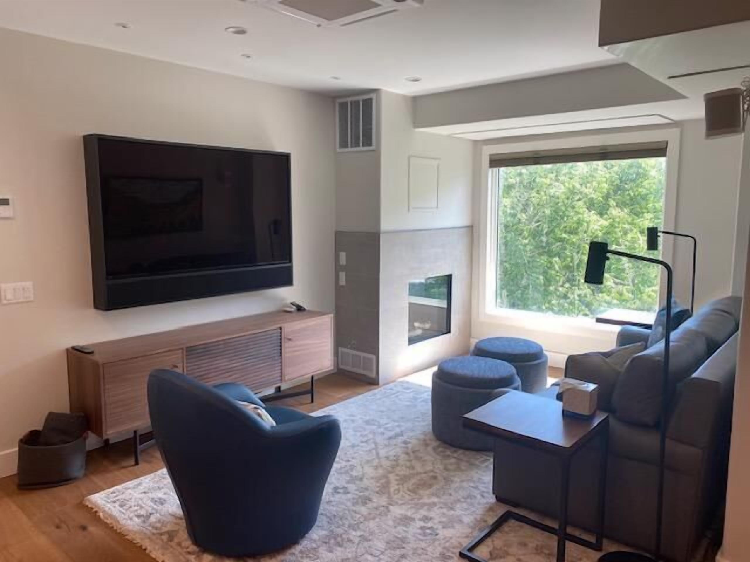 Newly Remodeled Peaks Penthouse - full spa access included and ski-in/ski-out!