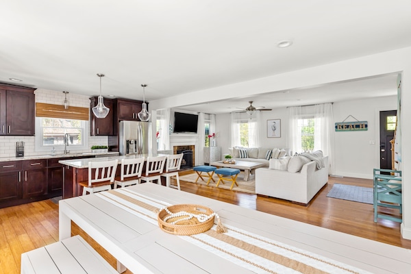 Een smart-tv en een open haard