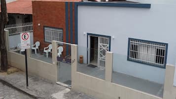 Fachada da propriedade