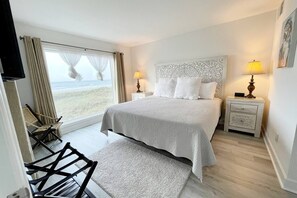 4 bedrooms, iron/ironing board, travel crib, free WiFi