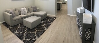 Beautiful, newly renovated Tucson Eastside home 