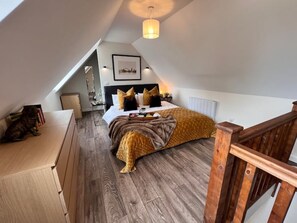 1 bedroom, desk, iron/ironing board, travel cot