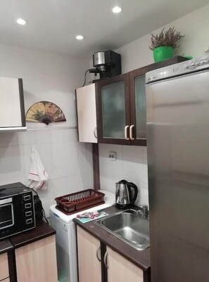 Refrigerador y congelador 