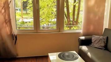 Télévision à écran plat