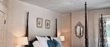 Blue Room (Room #1)