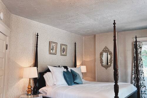 Blue Room (Room #1) | Premium bedding, memory foam beds, individually decorated