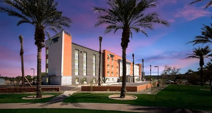 Woodspring Suites Chandler Airport