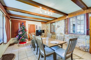 Dining - Cozy Jackson Vacation Rental < 1 Mi to University (Jackson)