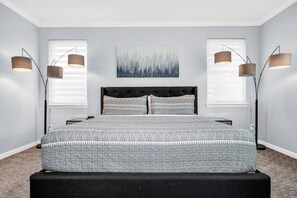 4 bedrooms, iron/ironing board, free WiFi, bed sheets