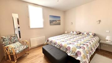 1 chambre, fer et planche Ă repasser, lit parapluie, accĂšs Internet