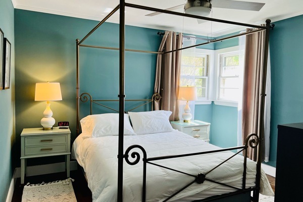 2 bedrooms, iron/ironing board, free WiFi, bed sheets