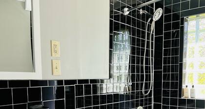 Appaltree Bungalow: Two bedrooms in town