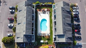 Unclassified image, 3 of 23, button - Sunlit Beach and Golf condo. (Little River)