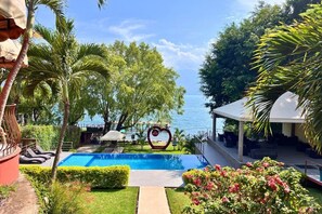 Villa | Alberca | Alberca al aire libre