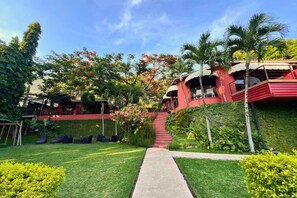 Villa | Property grounds