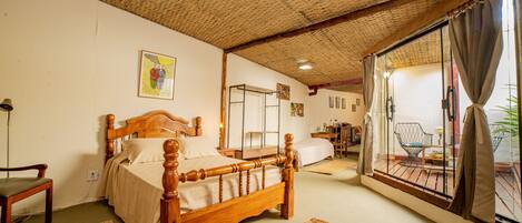 Classic Loft | 1 bilik tidur, ruang kerja komputer riba, Wi-fi percuma, cadar katil