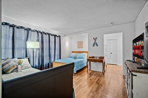 3 chambres, bureau, fer et planche à repasser, Wi-Fi gratuit