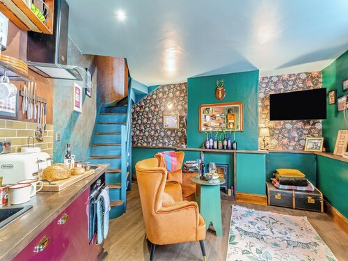 The perfect romantic retreat for up to two guests.