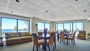 Interior - Direct Oceanfront with private staircase to beach prestigious Islamorada CondoComplex (Islamorada)