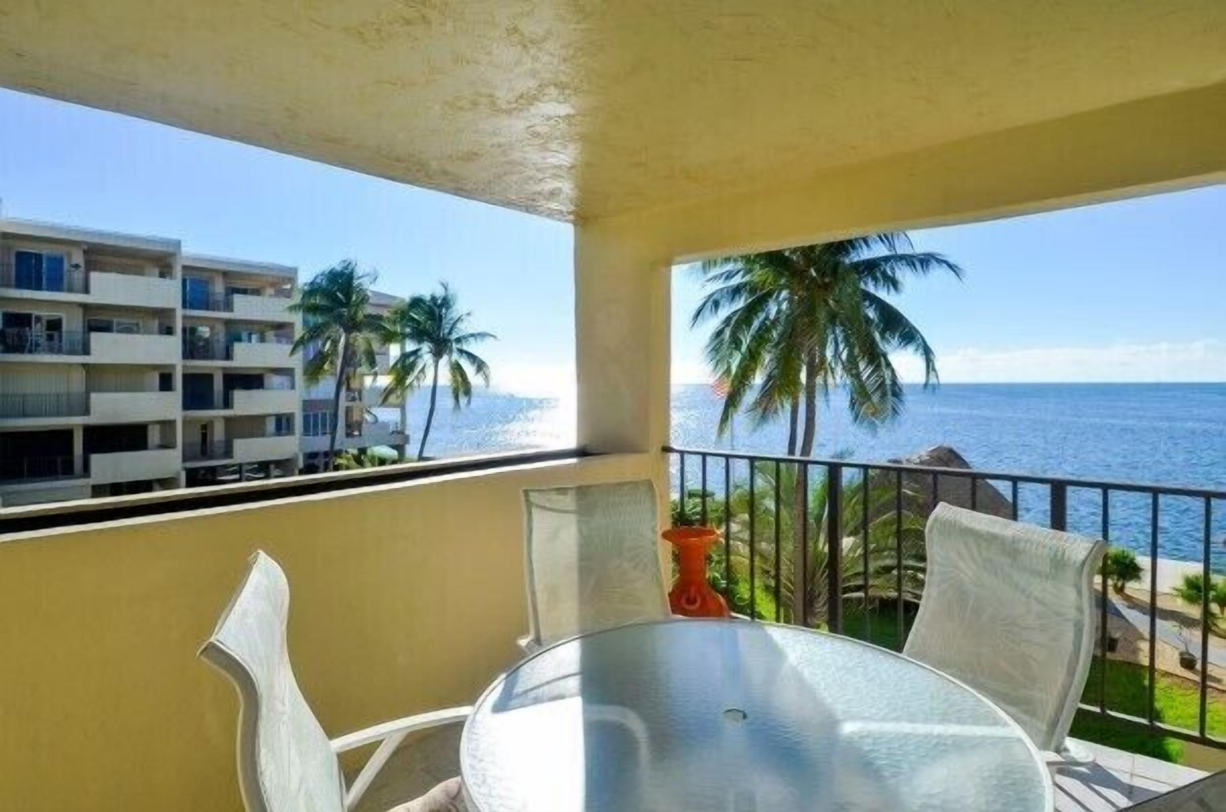 Exceptional condo with panoramic views of the Atlantic Ocean.