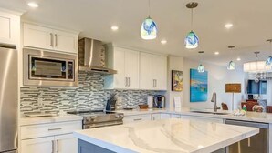 Private kitchen - Beautiful unit in one of the most prestigious Condo Complex in Islamorada (Islamorada)
