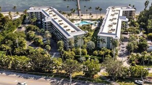 Unclassified image, 3 of 36, button - Beautiful unit in one of the most prestigious Condo Complex in Islamorada (Islamorada)