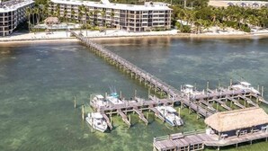 Unclassified image, 4 of 36, button - Beautiful unit in one of the most prestigious Condo Complex in Islamorada (Islamorada)