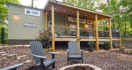 Mountain Abode Tiny House: Your Perfect Getaway Surrounded by Nature