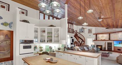180 Degrees of Ocean Views, Sitting on a Large Lagoon that Opens to Florida Bay