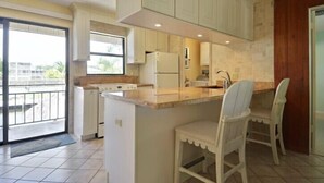 Unclassified image, 3 of 22, button - Beautiful 2 bedroom with Boat Slip (Islamorada)