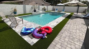 Piscine extérieure, piscine chauffée