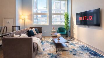 Smart TV, books