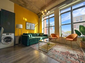 Smart-TV, Bücher, Drucker