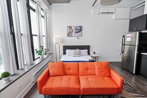 スマートテレビ、書庫、ストリーミングサービス、プリンター