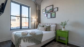 2 slaapkamers, een strijkplank/strijkijzer, reisbedje, gratis wifi