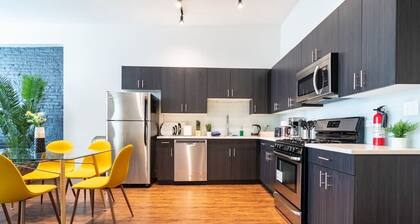 420 friendly 3BR/2BA heaven with optional parking and sleeps 8