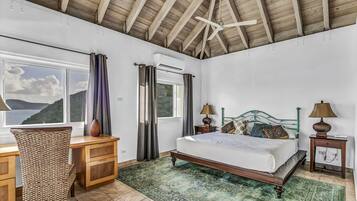 5 bedrooms, desk, iron/ironing board, free WiFi