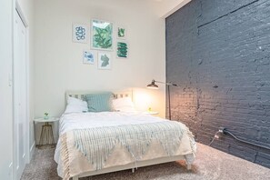 3 bedrooms, iron/ironing board, travel cot, free WiFi
