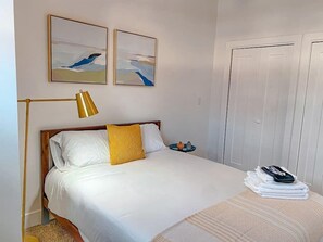 1 bedroom, iron/ironing board, travel cot, free WiFi
