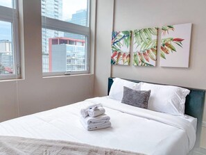 2 makuuhuonetta, silitysrauta/-lauta, vauvan matkasänky, ilmainen Wi-Fi