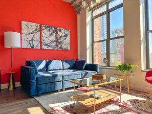 Smart TV, books, printers - McCormick Place beautiful 2b/2b with optional parking for up 8 guests (Chicago)