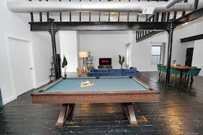 Spielezimmer