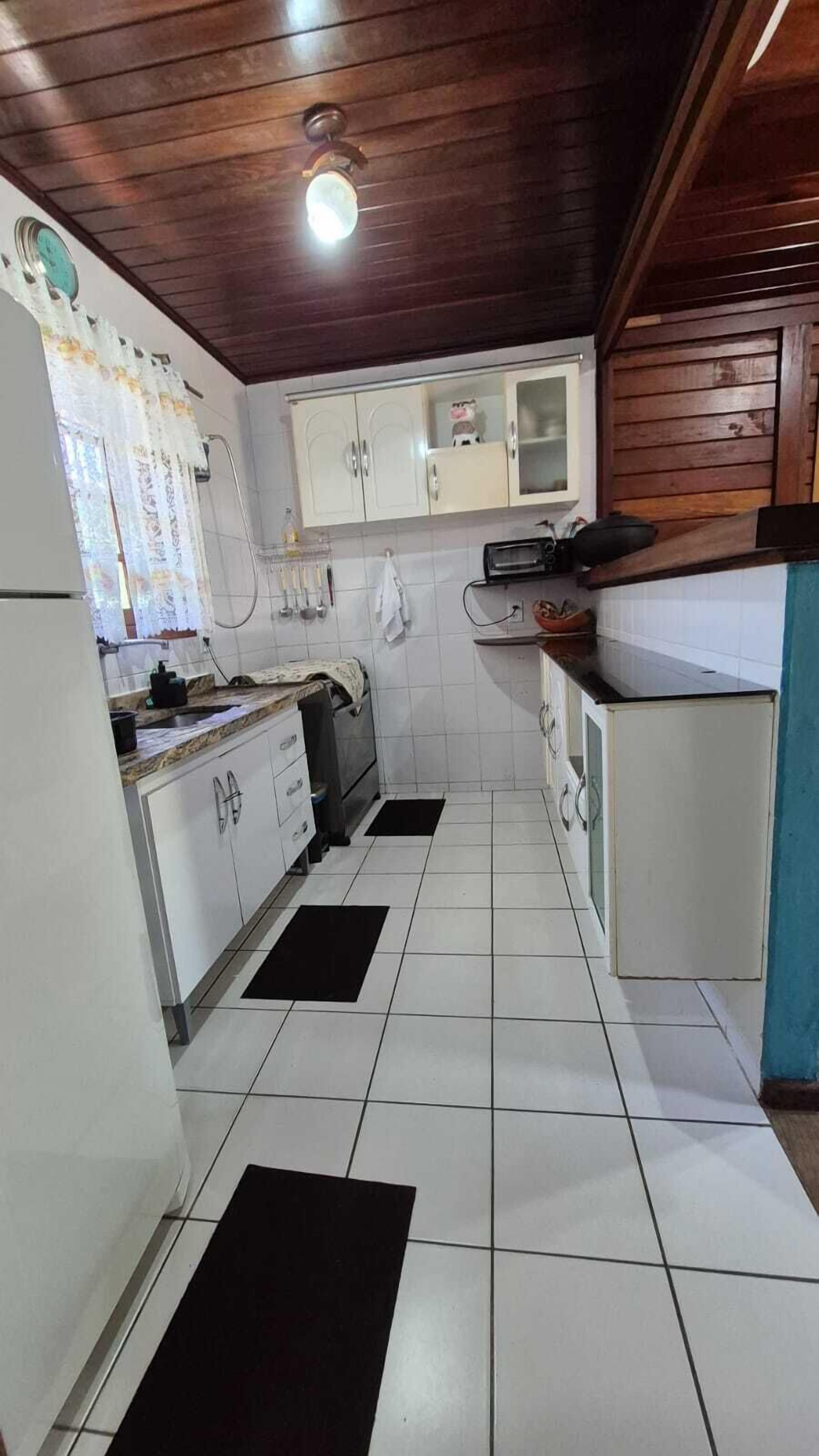 Quarto econômico, ar-condicionado, no piso térreo | Cozinha privada