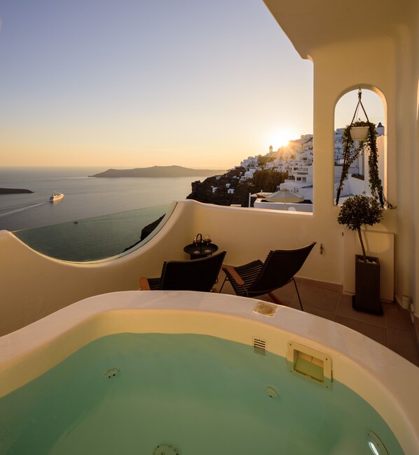 Baignoire à remous extérieure