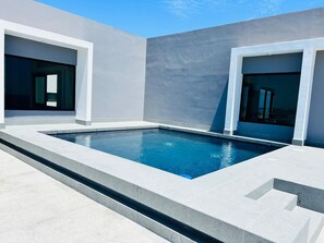 Outdoor pool - Torre Q (Mazatlán)
