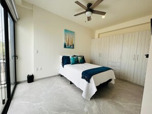 2 bedrooms, down duvets, free WiFi, bed sheets - Torre Q (Mazatlán)