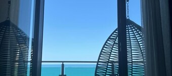 Fresh Wave Hotel