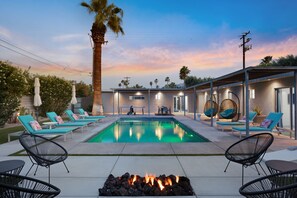 Pool - Private, Mid Century in Movie Colony East w/Resort Backyard CID #4939  (Palm Springs)
