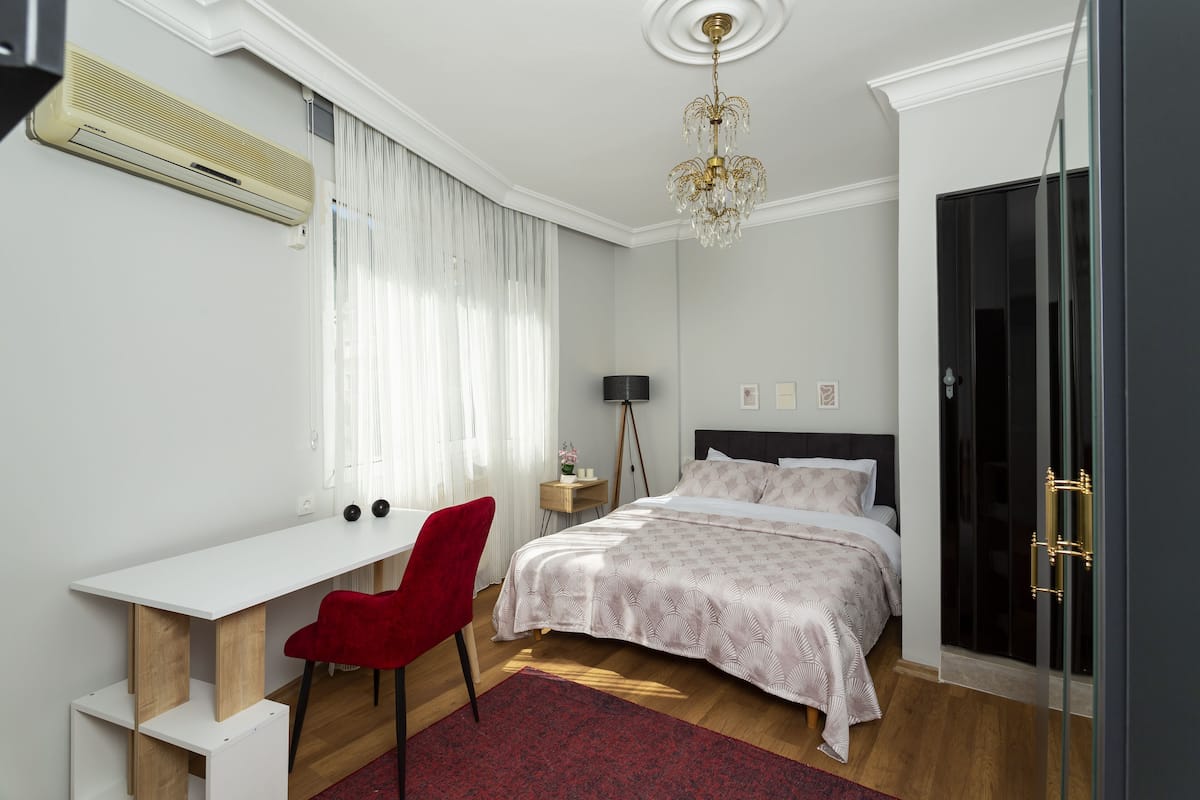 Comfort kamer | 1 slaapkamer, lakens van Egyptisch katoen, luxe beddengoed, een minibar
